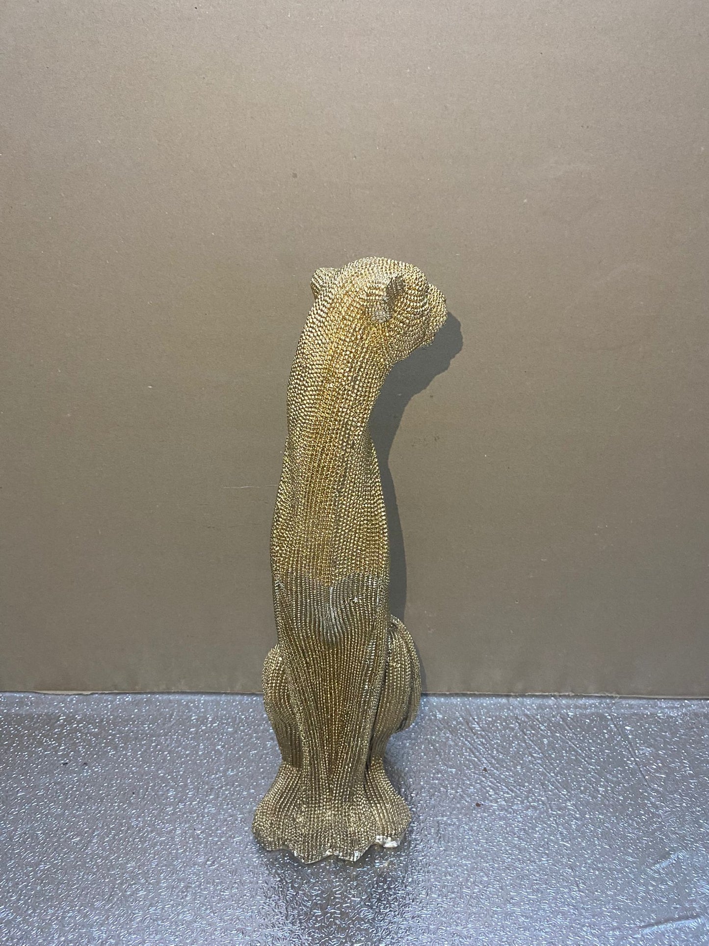 Dokulu Panter Ufak Biblo Heykel Gold